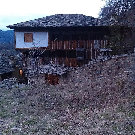 Holiday home кюповата къща 1860 Qpova House *